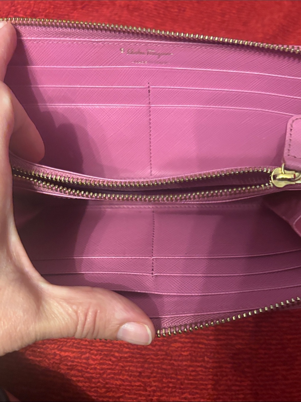 Salvatore Ferragamo Pink Vara Bow 3/4 Zip Around Wallet with COA - Picture 14 of 17
